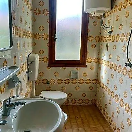 Apartman Flat With Shared Garden 200 M From The Sea Rosolina Mare